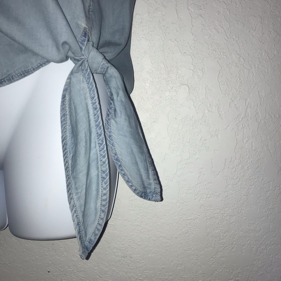 Calvin Klein Tie Side Distress Chambray Top XS - Picture 4 of 7